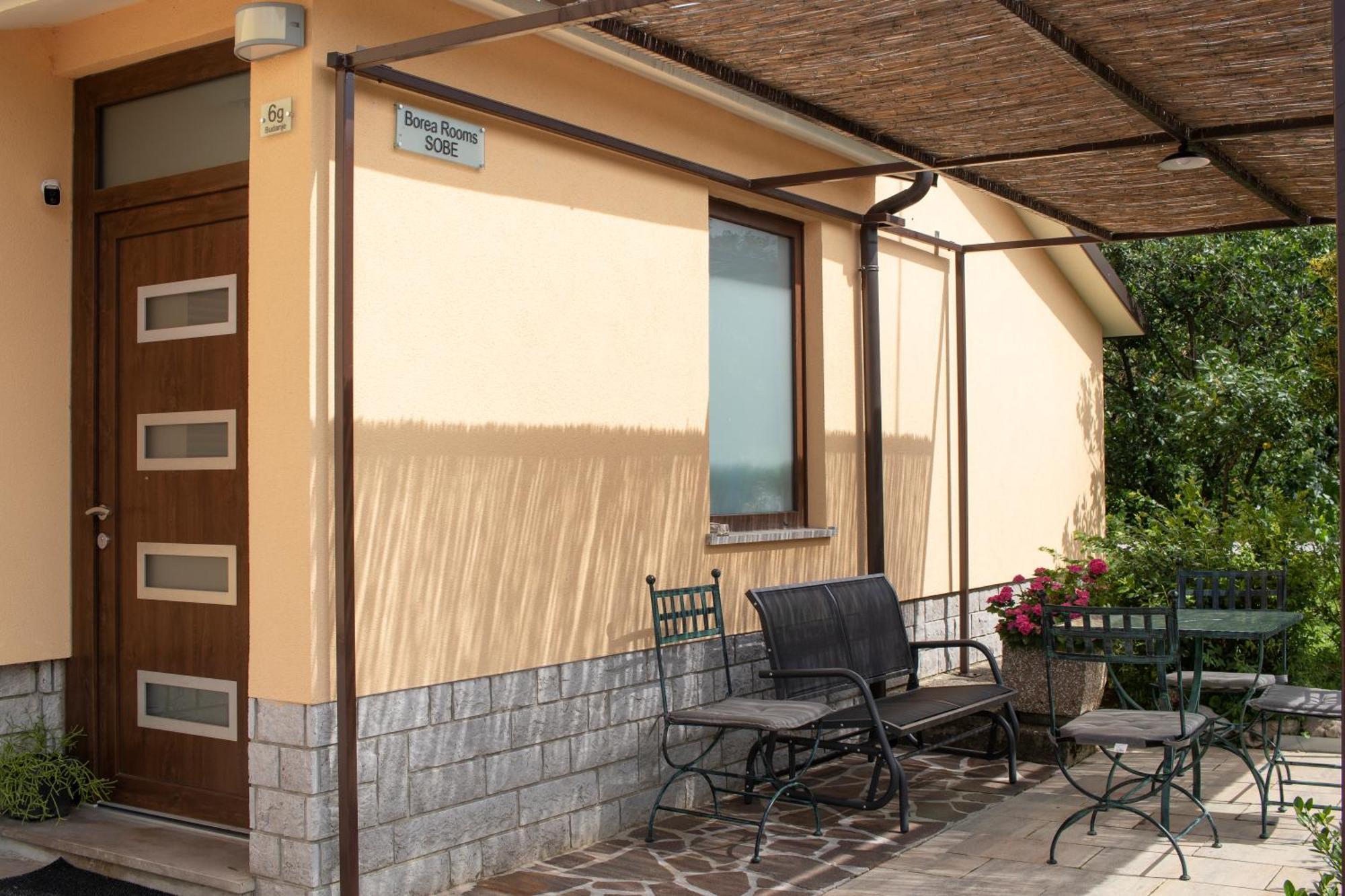 Borea Rooms - Sobe Budanje Vipava Kültér fotó