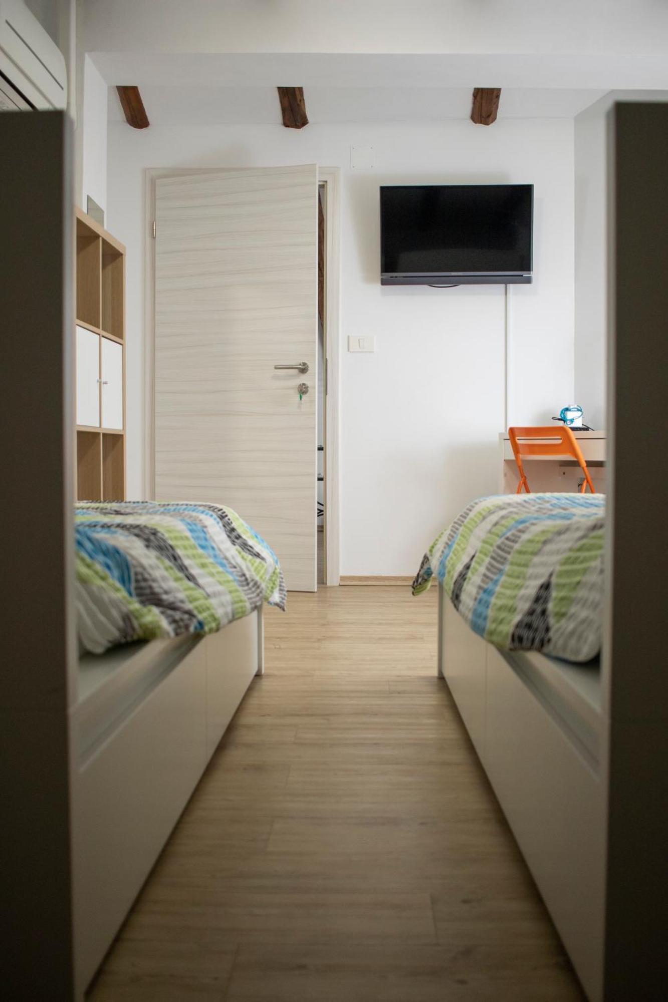 Borea Rooms - Sobe Budanje Vipava Kültér fotó